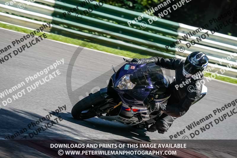 cadwell no limits trackday;cadwell park;cadwell park photographs;cadwell trackday photographs;enduro digital images;event digital images;eventdigitalimages;no limits trackdays;peter wileman photography;racing digital images;trackday digital images;trackday photos